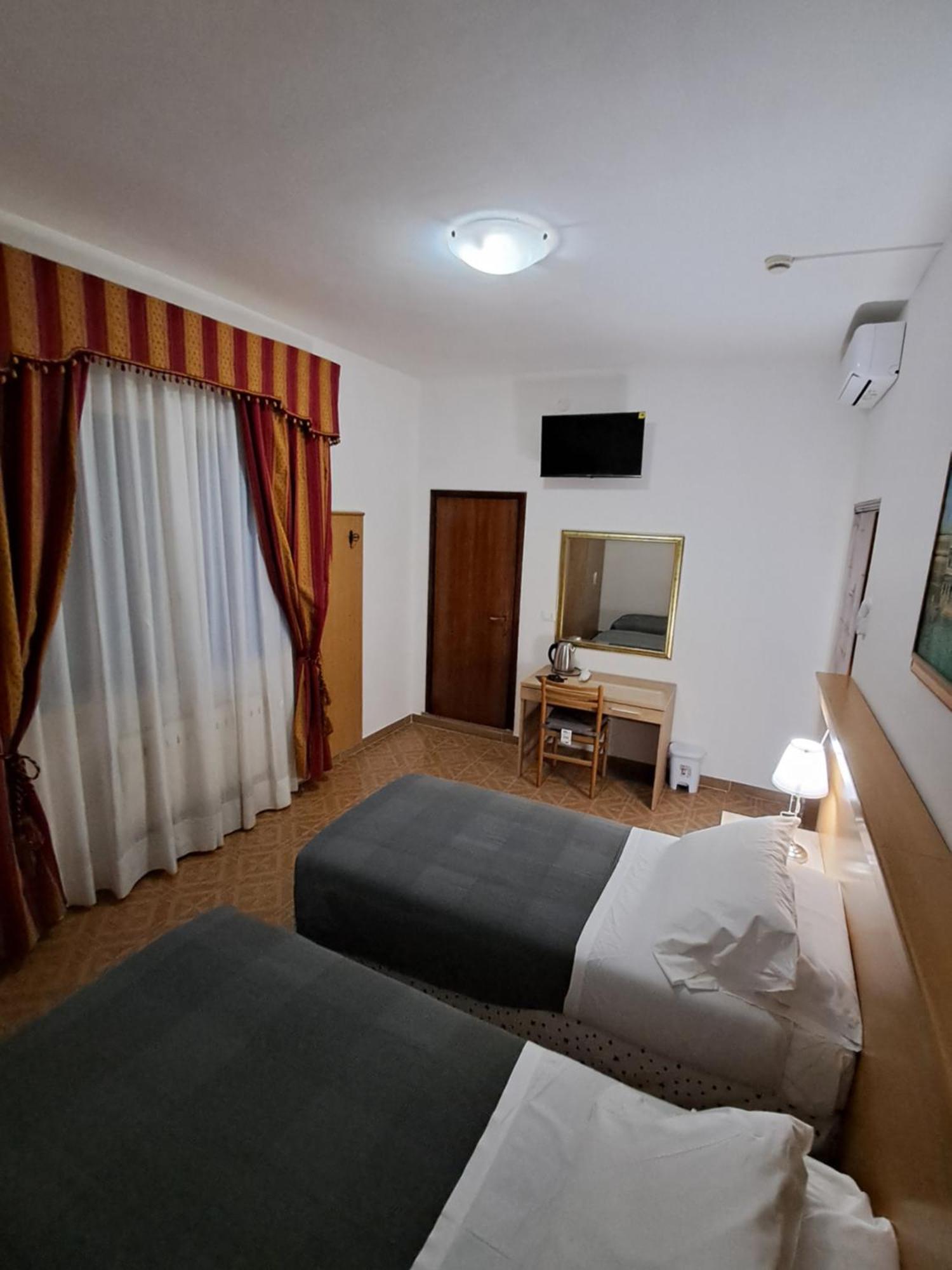 מסטרה Hotel Tito 2 מראה חיצוני תמונה