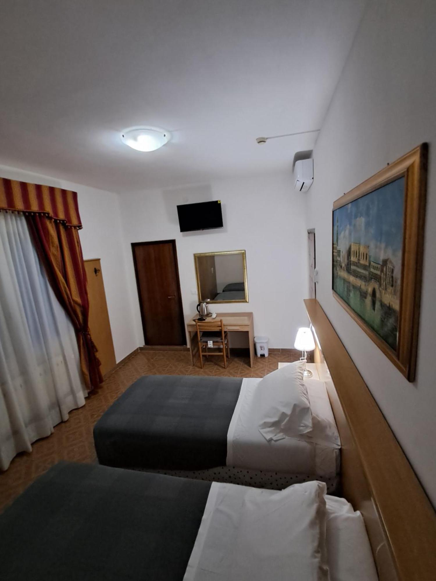 מסטרה Hotel Tito 2 מראה חיצוני תמונה