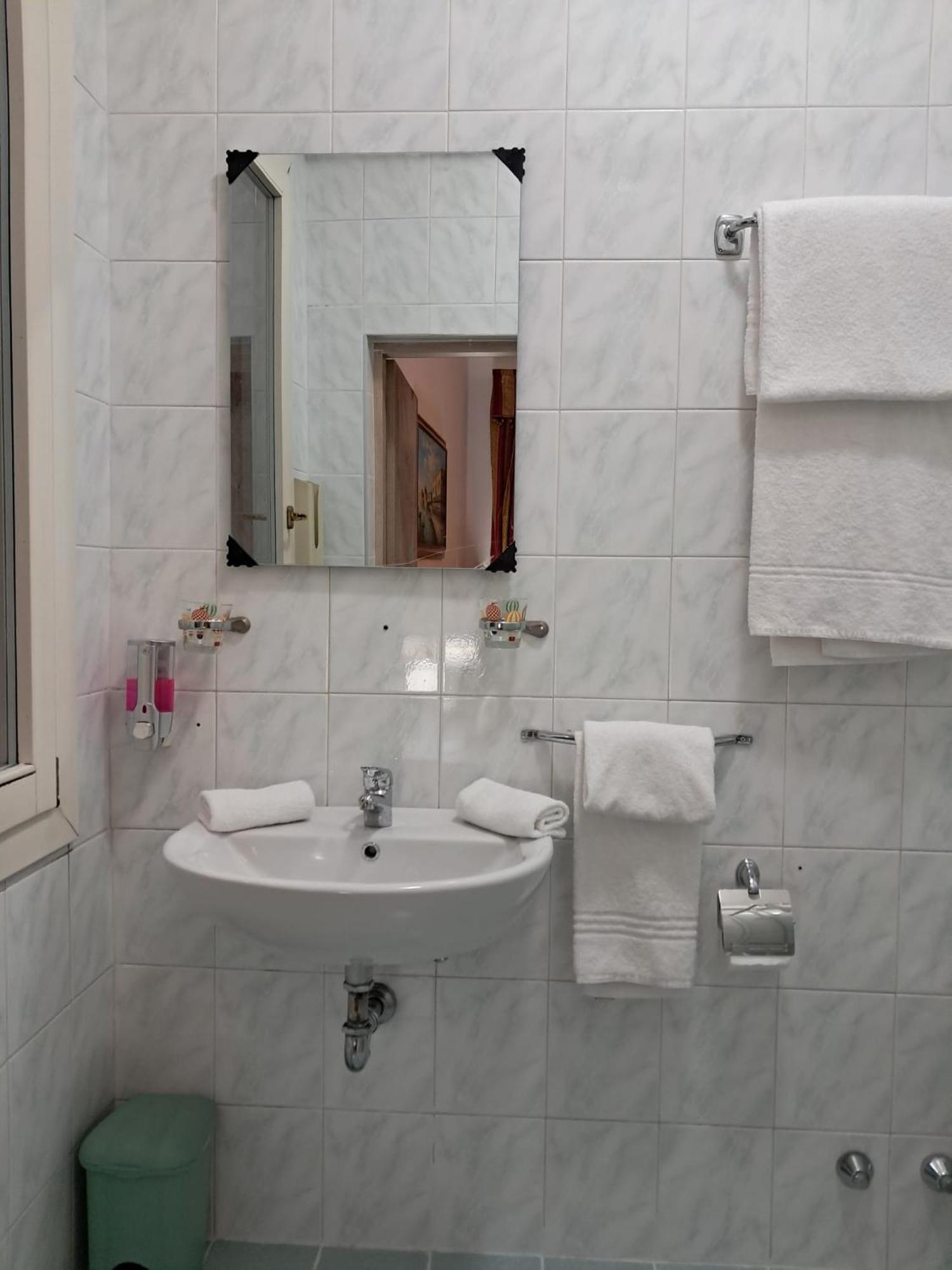 מסטרה Hotel Tito 2 מראה חיצוני תמונה